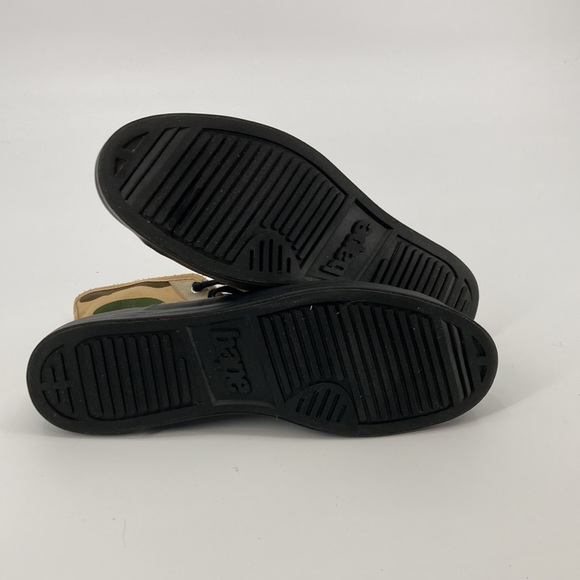 A Bathing Ape Canvas Chuck Taylor Style Canvas and Suede High Top - Size 101 - Picture 6 of 10